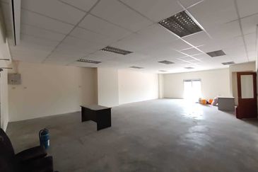 Jalan Kenari, Bandar Puchong Jaya