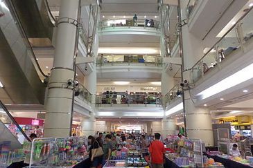 Amcorp Mall