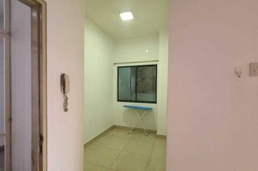 Setia Walk Apartment