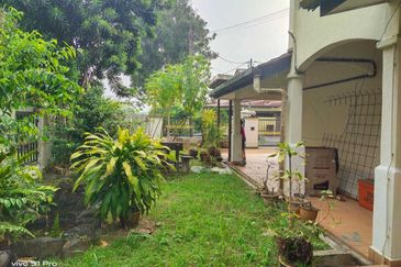 Pusat Bandar Putra Permai