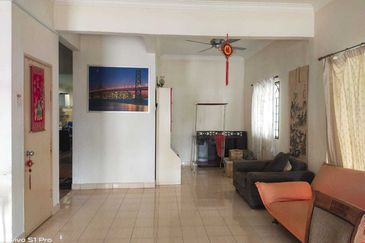 Pusat Bandar Putra Permai