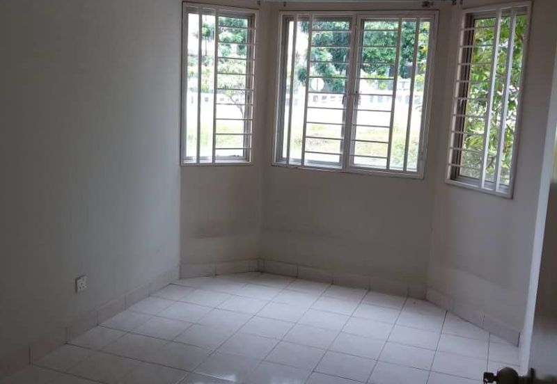 Puteri Bayu Apartment