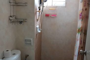 Puteri Bayu Apartment