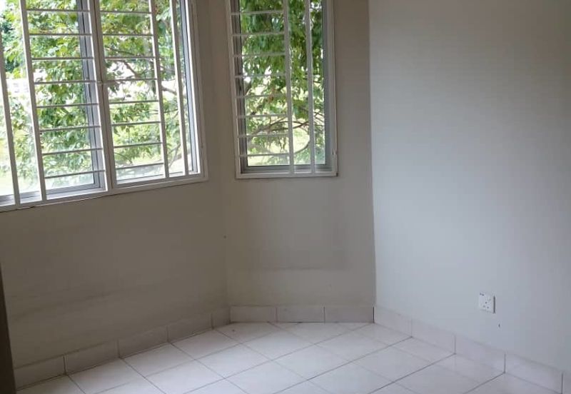 Puteri Bayu Apartment