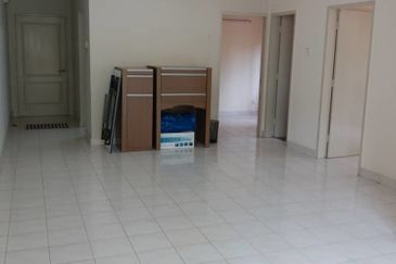 Puteri Bayu Apartment