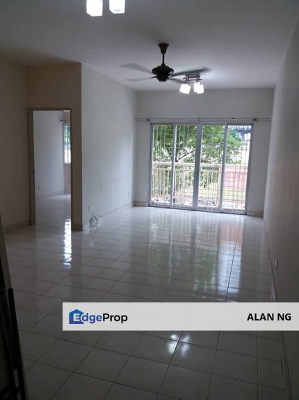 Puteri Bayu Apartment 3 room 2 bathroom for Sale, Selangor, Bandar Puteri Puchong