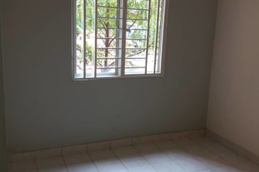 Puteri Bayu Apartment