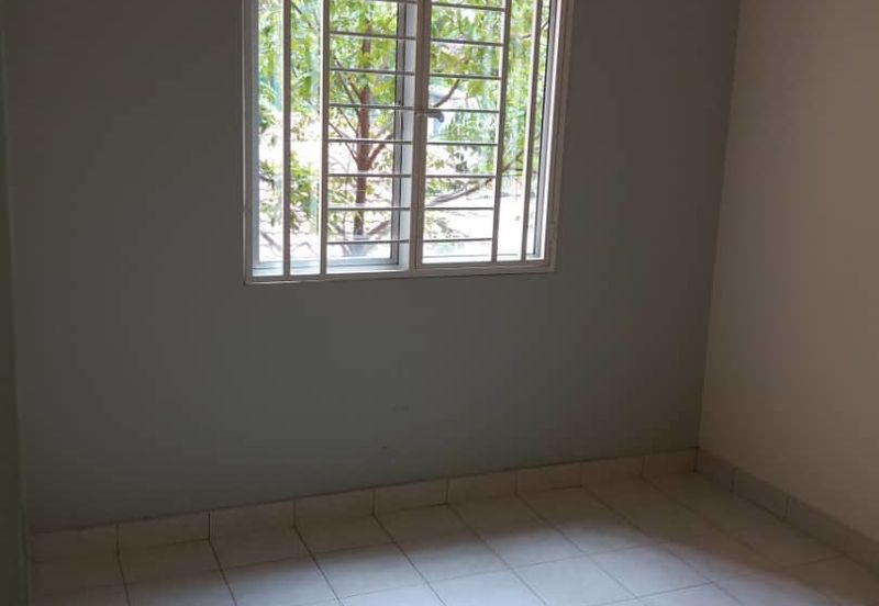 Puteri Bayu Apartment