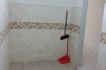 Puteri Bayu Apartment