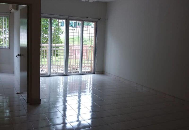 Puteri Bayu Apartment