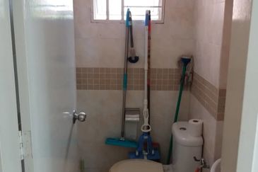 Puteri Bayu Apartment