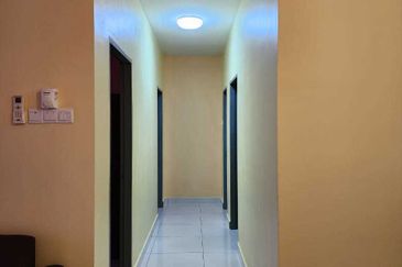 Aurora Residence @ Lake Side City