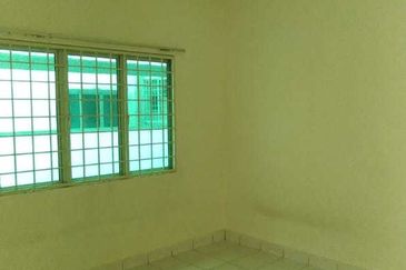 D Cahaya Apartment, Bandar Puchong Jaya