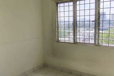 D Cahaya Apartment, Bandar Puchong Jaya