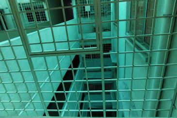 D Cahaya Apartment, Bandar Puchong Jaya