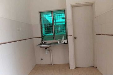 D Cahaya Apartment, Bandar Puchong Jaya