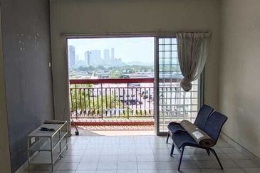 D Cahaya Apartment, Bandar Puchong Jaya