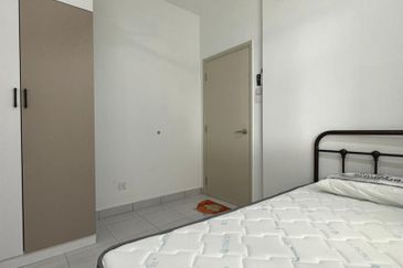 Impiana Sky Residensi @ The Earth