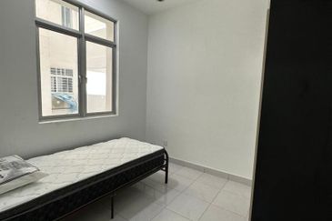 Impiana Sky Residensi @ The Earth