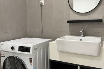 Yolo Signature Suites