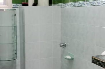 Pangsapuri Mawar @ Taman Kinrara