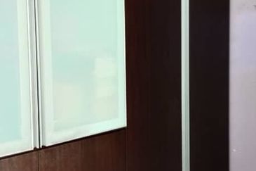 Pangsapuri Mawar @ Taman Kinrara