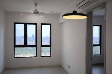 THE PULSE RESIDENCE & THE PULSE