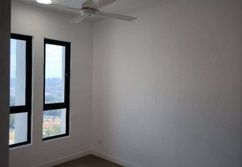 THE PULSE RESIDENCE & THE PULSE