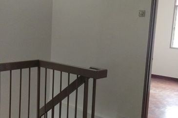 Taman Saujana Puchong