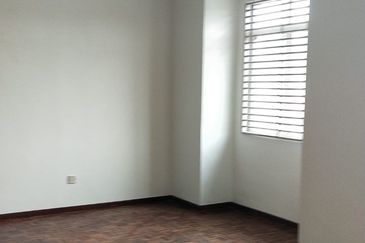 Taman Saujana Puchong