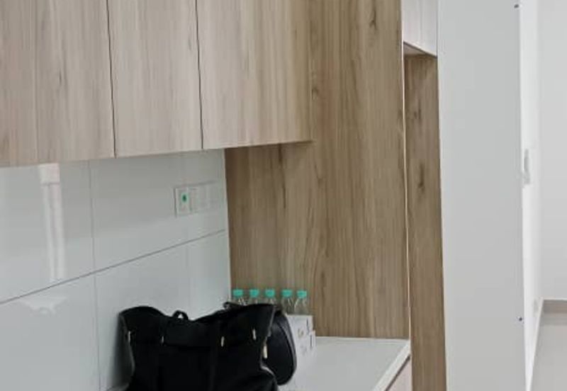 Arinna, Kemuning Utama