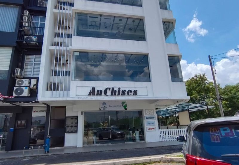 D Alpinia Business Park