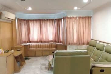 De Tropicana Condominium