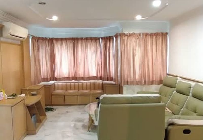 De Tropicana Condominium