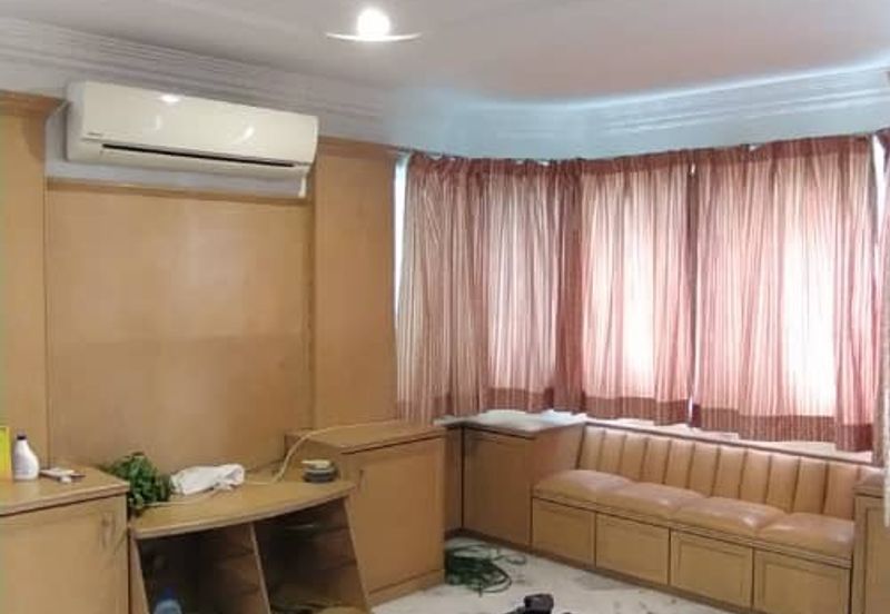 De Tropicana Condominium