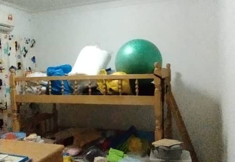 De Tropicana Condominium