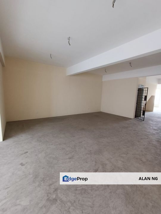 For Rent Office @ Taman Puchong Utama, Selangor, Puchong