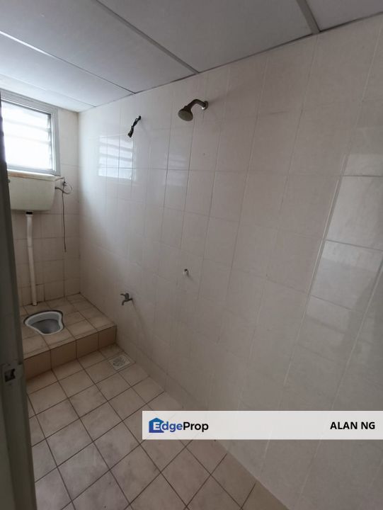 For Rent Office @ Taman Puchong Utama, Selangor, Puchong