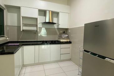 La Thea Residences @ 16 Sierra