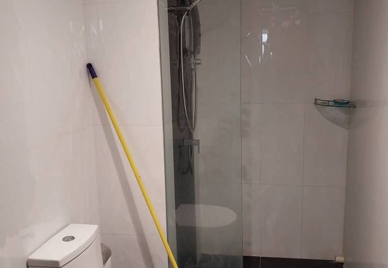 V12 Sovo (Menara Suria)