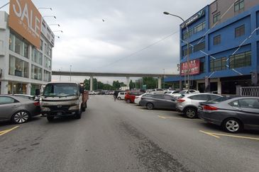 Jalan Kenari, Bandar Puchong Jaya