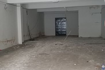 Jalan Kenari, Bandar Puchong Jaya