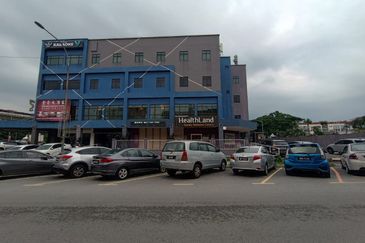 Jalan Kenari, Bandar Puchong Jaya