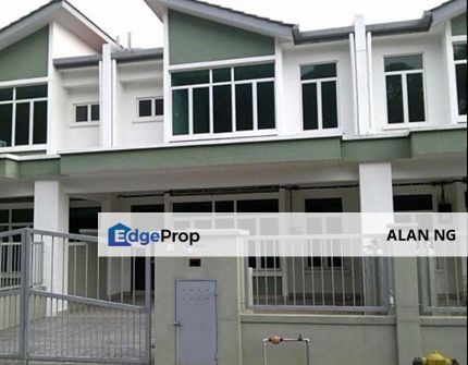 Taman Puchong Utama 2 storey link house for sale . Intermediate unit, Selangor, Puchong