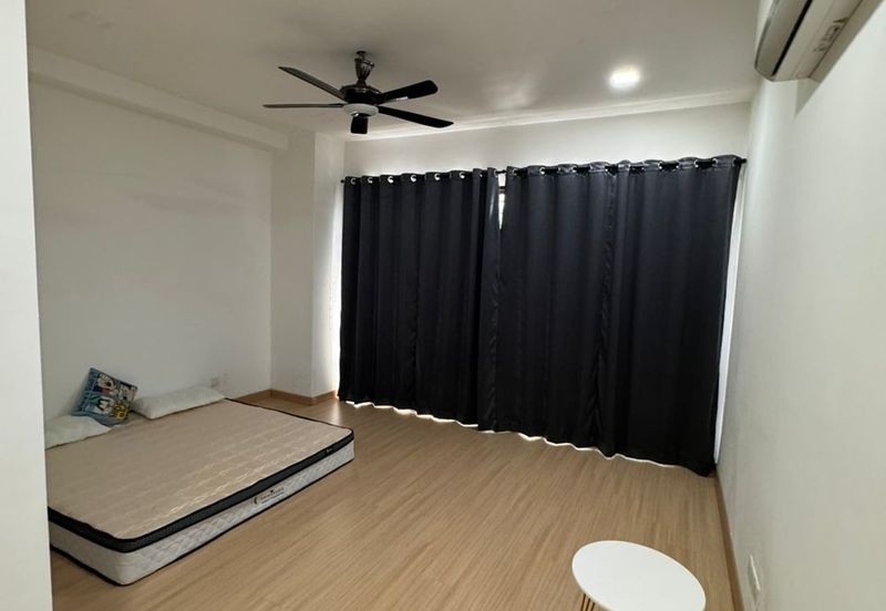 Glomac Lakeside Residences