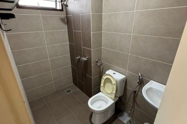 Glomac Lakeside Residences