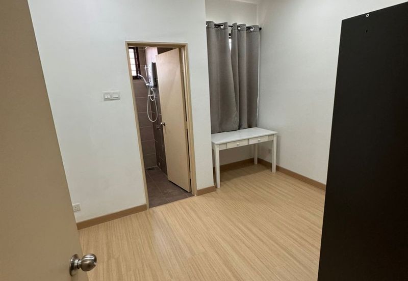 Glomac Lakeside Residences