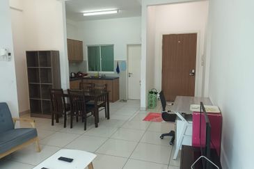 La Thea Residences @ 16 Sierra