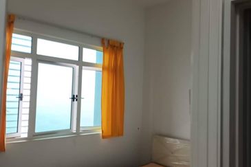 La Thea Residences @ 16 Sierra