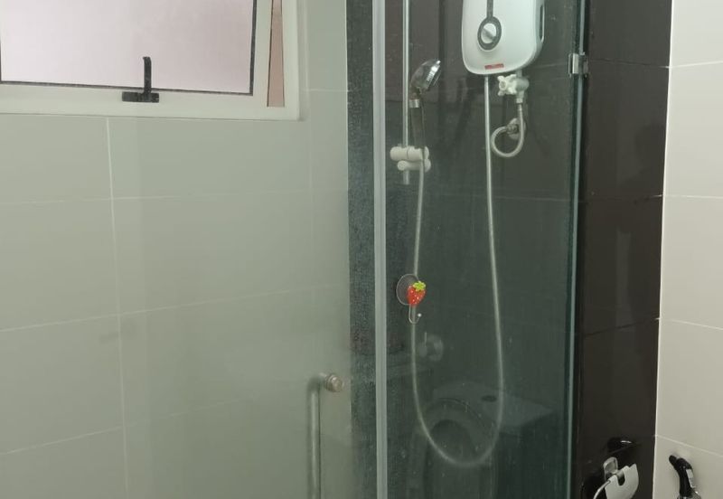 La Thea Residences @ 16 Sierra